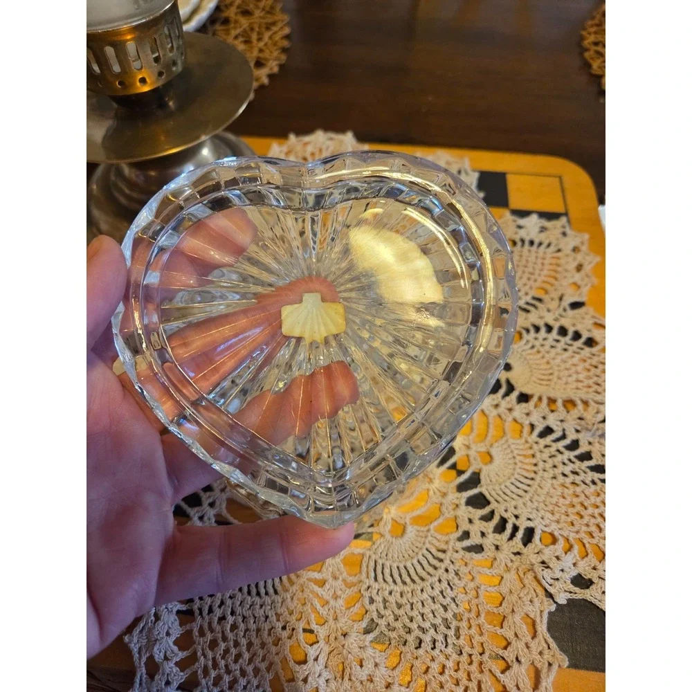 vintage heart-shaped trinket boxes made of 24% lead crystal